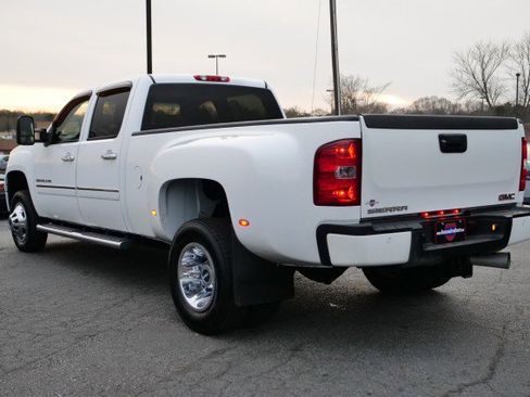 Used 2011 GMC Sierra 3500 Denali image 17