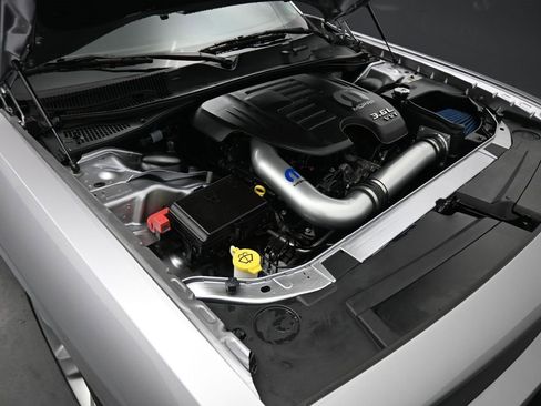 Used 2018 Dodge Challenger SXT w/ Super Sport Group (SS/T) image 43