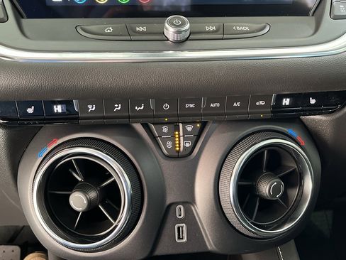 New 2026 Chevrolet Blazer LT w/ LPO, Floor Liner Package image 15