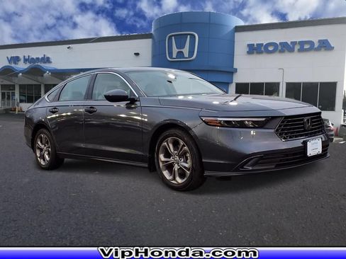 Used 2024 Honda Accord EX image 1