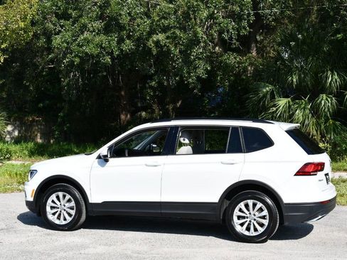 Used 2018 Volkswagen Tiguan S image 4