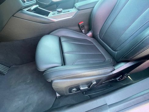 Used 2025 BMW 330i Sedan RWD image 23