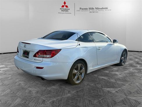 Used 2010 Lexus IS 250C image 5