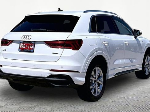 Certified 2025 Audi Q3 2.0T Premium Plus w/ Premium Plus Package AWD/4WD image 2