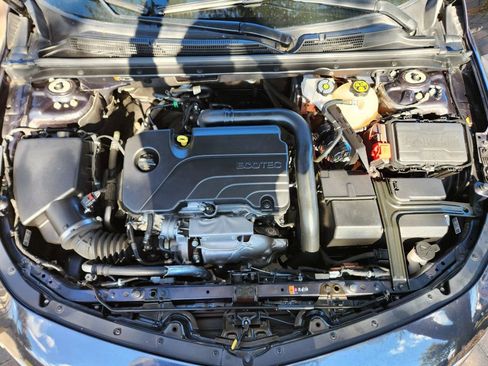 Used 2023 Chevrolet Malibu LT image 15