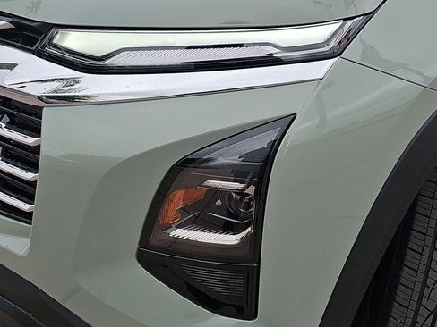 New 2026 Chevrolet Equinox LT FWD image 33
