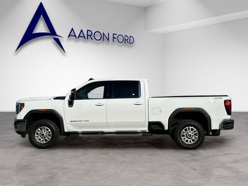 Used 2021 GMC Sierra 2500 SLE w/ SLE Value Package; image 2