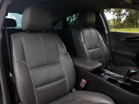 Used 2016 Chevrolet Impala LTZ FWD image 16