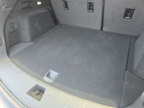 Used 2024 Cadillac XT5 Luxury FWD image 31