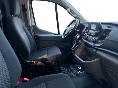 Used 2024 Ford Transit 250 Low Roof AWD w/ Exterior Upgrade Package image 15