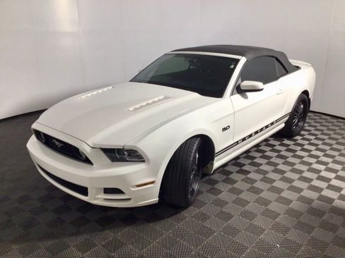 Used 2013 Ford Mustang GT image 7