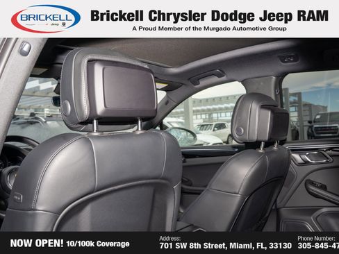 Used 2024 Porsche Macan image 18