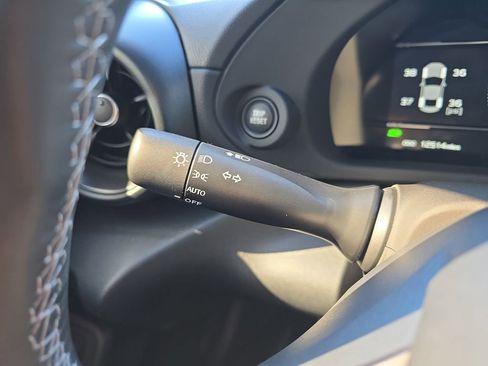 Used 2023 Toyota GR86 Base w/ ALL Weather Mat Package (TMS) image 29