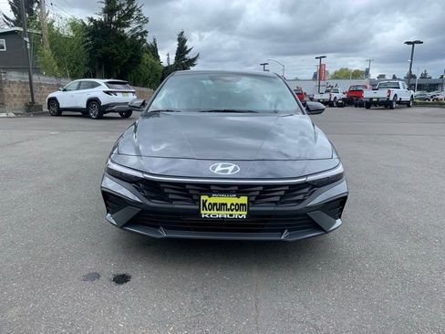 New 2026 Hyundai Elantra Sport FWD image 8