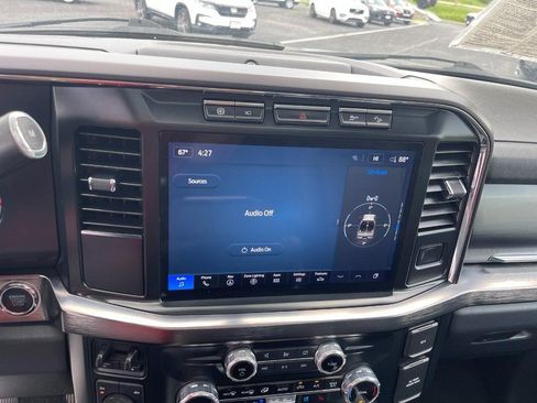 Used 2023 Ford F250 Lariat w/ Sport Appearance Package AWD/4WD image 24