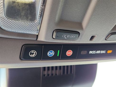 Used 2022 Chevrolet Silverado 1500 Custom Trail Boss image 26