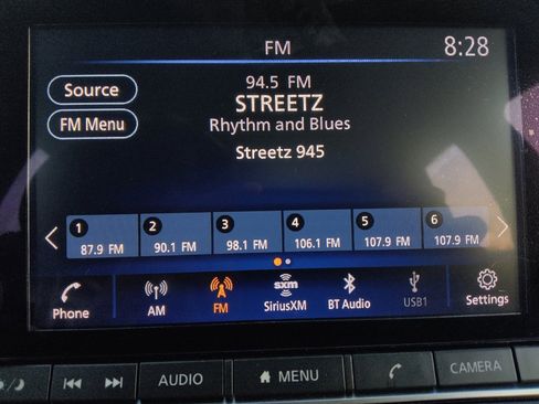 Used 2024 Nissan Altima 2.5 SV image 25