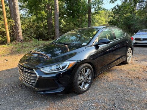 Used 2018 Hyundai Elantra SEL FWD image 2