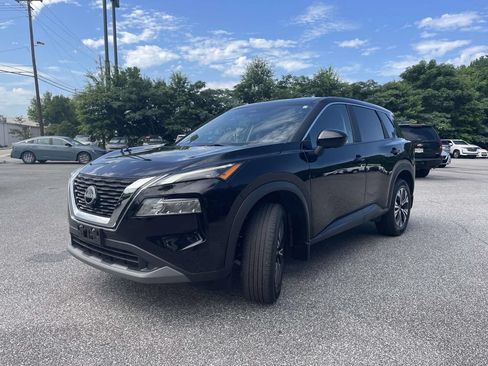 Used 2023 Nissan Rogue SV AWD/4WD image 7