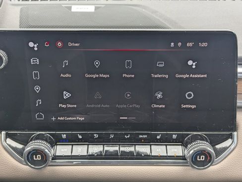 Used 2023 GMC Canyon Denali image 31