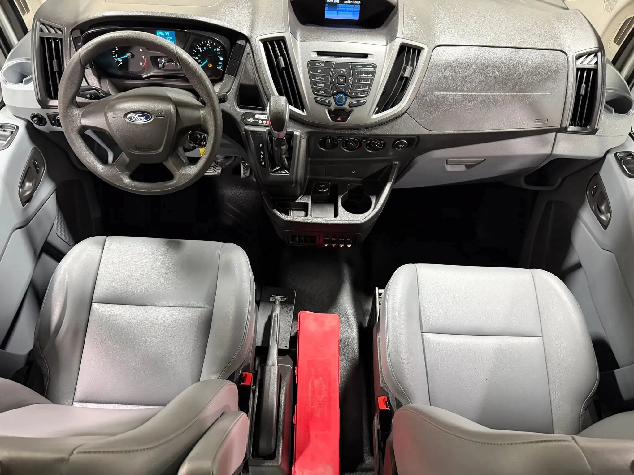 Used 2015 Ford Transit 350 XL RWD image 51