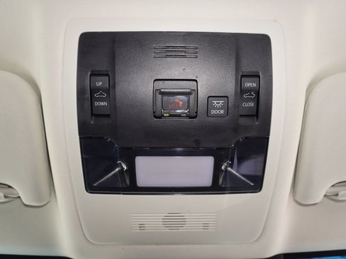 Used 2024 Lexus ES 350 w/ Premium Package FWD image 19