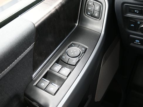 Used 2022 Ford F150 Lariat w/ Equipment Group 501A Mid AWD/4WD image 25