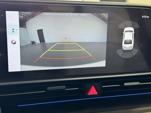 Used 2023 Hyundai Ioniq 6 SEL image 13