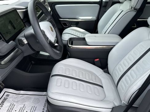 Used 2024 Rivian R1S Adventure AWD/4WD image 19