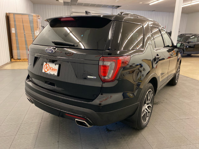 Used 2016 Ford Explorer Sport w/ Equipment Group 401A AWD/4WD image 12