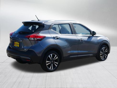 Used 2019 Nissan Kicks SR w/ SR Premium Package FWD image 7