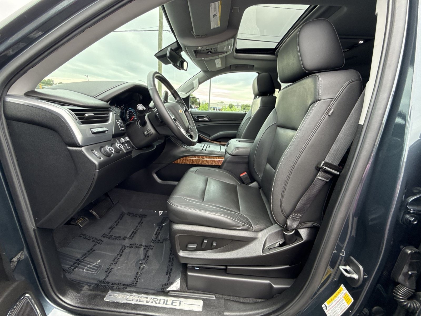 Used 2020 Chevrolet Tahoe Premier AWD/4WD image 11