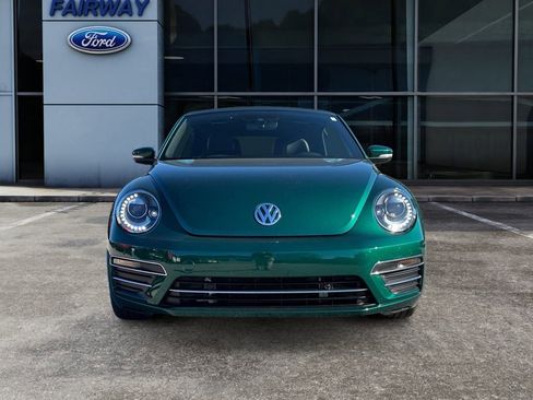 Used 2017 Volkswagen Beetle 1.8T Classic image 2