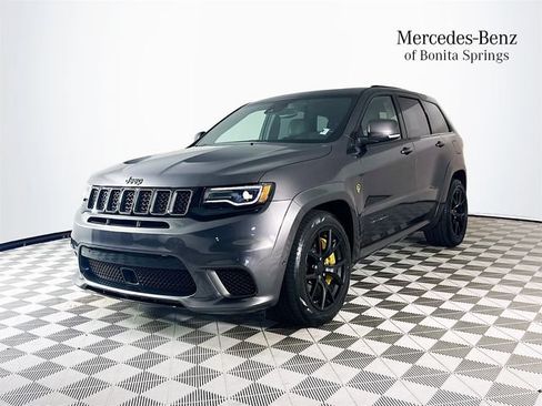 Used 2019 Jeep Grand Cherokee Trackhawk AWD/4WD image 3