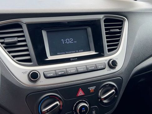 Used 2022 Hyundai Accent SE w/ Cargo Package image 28