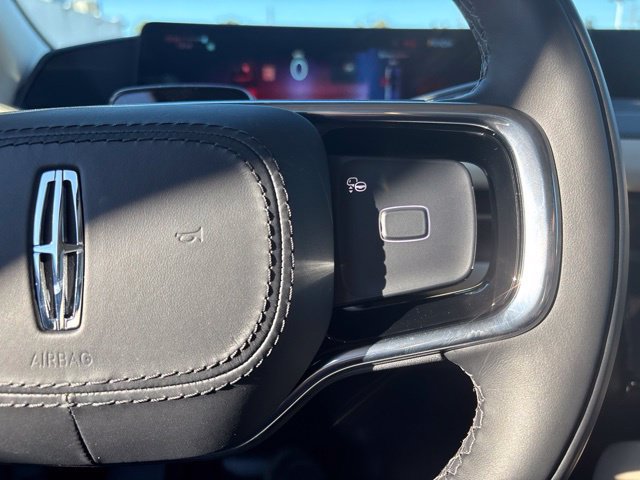New 2027 Lincoln Navigator Premiere AWD/4WD image 15