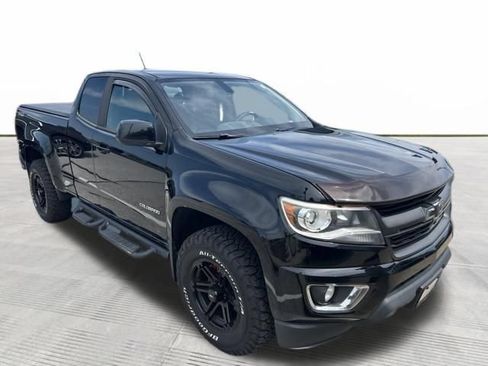 Used 2016 Chevrolet Colorado Z71 AWD/4WD image 4