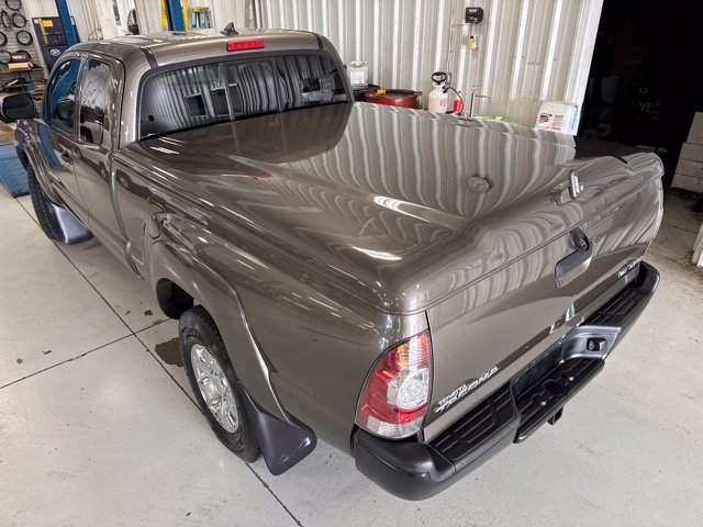 Used 2015 Toyota Tacoma 4x4 Access Cab V6 w/ SR5 Package image 7