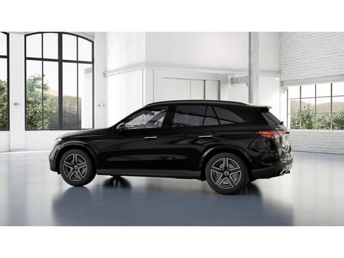 New 2026 Mercedes-Benz GLC 300 4MATIC image 32