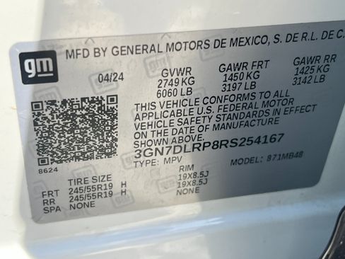 Used 2024 Chevrolet Equinox EV LT FWD image 27
