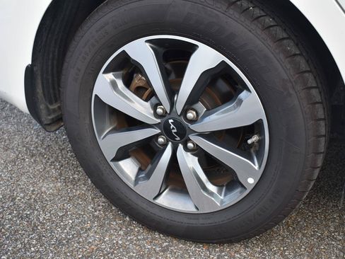 Used 2023 Kia Rio S w/ Technology Package FWD image 12
