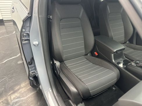 Used 2025 Honda CR-V Sport image 9