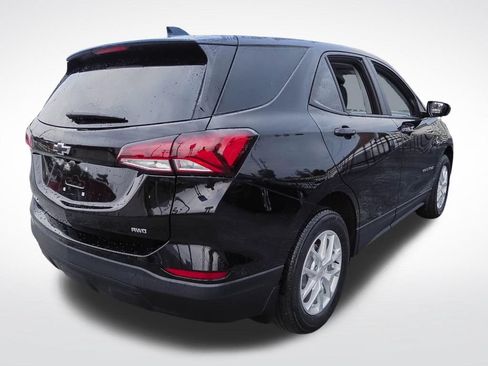 Certified 2023 Chevrolet Equinox LS w/ LS Convenience Package AWD/4WD image 7