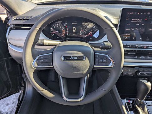 New 2026 Jeep Compass Limited image 10