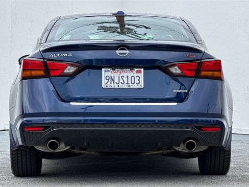Certified 2023 Nissan Altima 2.0 SR image 5