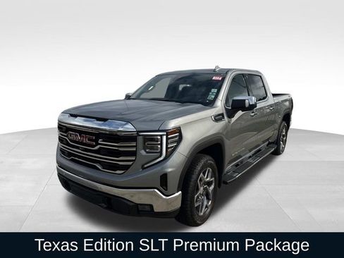 Used 2025 GMC Sierra 1500 SLT image 3