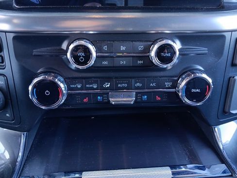 Used 2022 Ford F150 Lariat AWD/4WD image 22