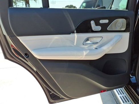 New 2026 Mercedes-Benz GLS 450 4MATIC image 16