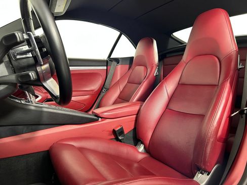Used 2019 Porsche 911 Carrera RWD image 5
