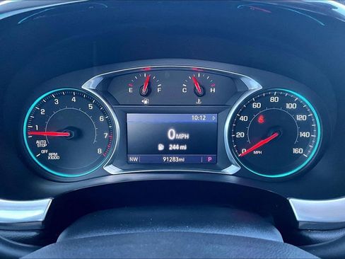 Used 2020 Chevrolet Traverse LT image 20